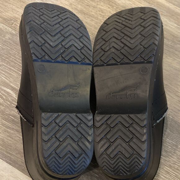 Dansko Professional Clogs Silver Patent Leather Size EU 40 US 7.0 - Picture 7 of 9